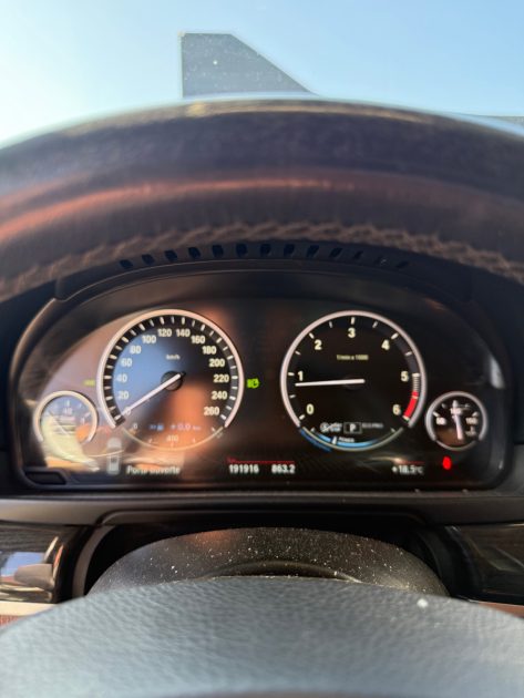 BMW 520D 190ch XDrive Touring F11 Luxury - Entretien et Suivi BMW