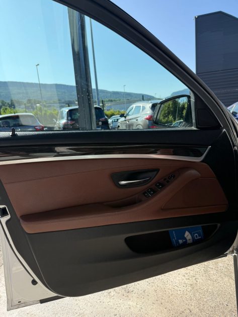 BMW 520D 190ch XDrive Touring F11 Luxury - Entretien et Suivi BMW