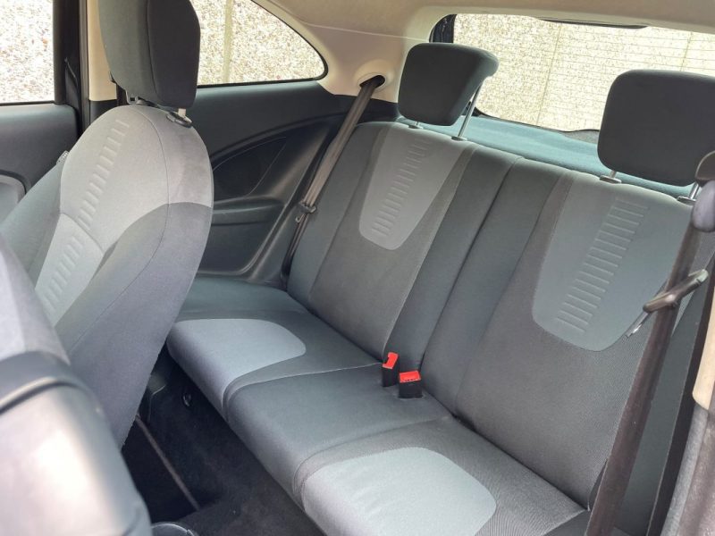 FORD KA 1.2i AMBIENTE 70CH