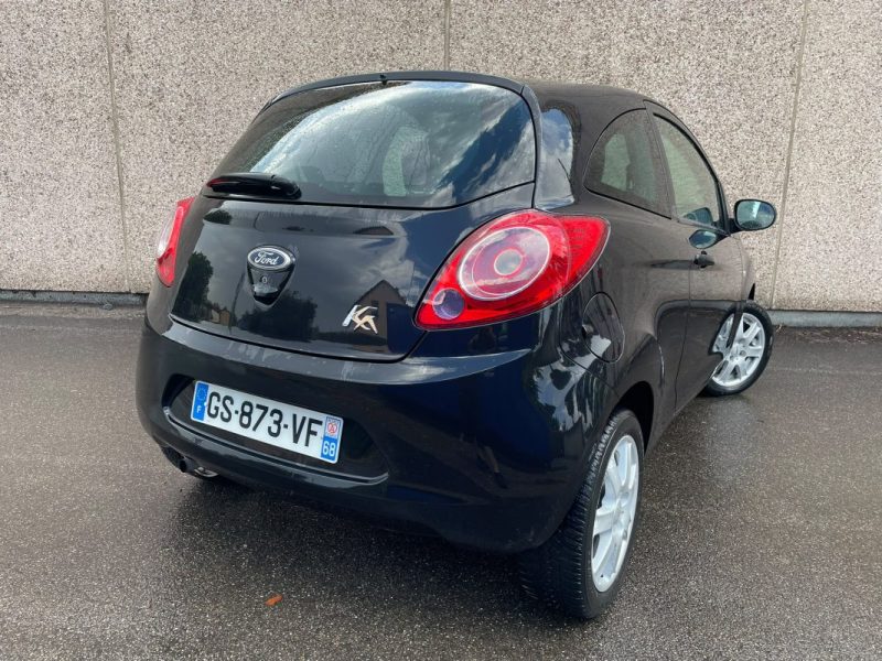 FORD KA 1.2i AMBIENTE 70CH