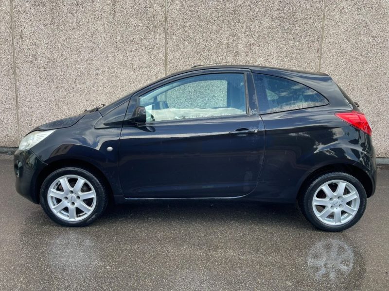 FORD KA 1.2i AMBIENTE 70CH