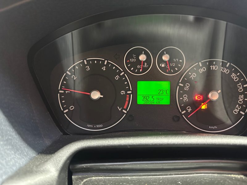 FORD FUSION 1.4 ESSENCE 80 CV GHIA 2010