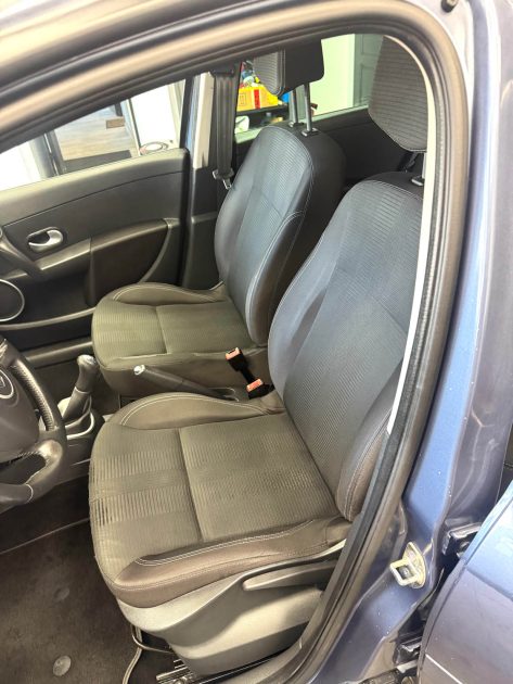 RENAULT CLIO III 1,5 DCI 75 CV DYNAMIQUE TOMTOM  2011
