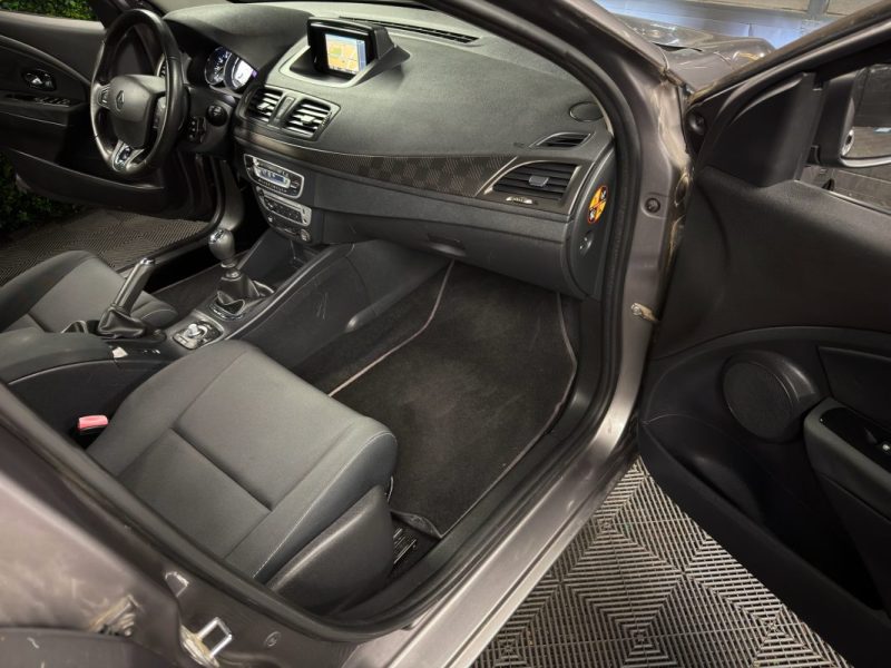 RENAULT MEGANE III PHASE (2) 1.5 DCI 110 Cv 1ERE MAIN / GPS TOMTOM BVM6 69 300 Kms - GARANTIE 1 AN