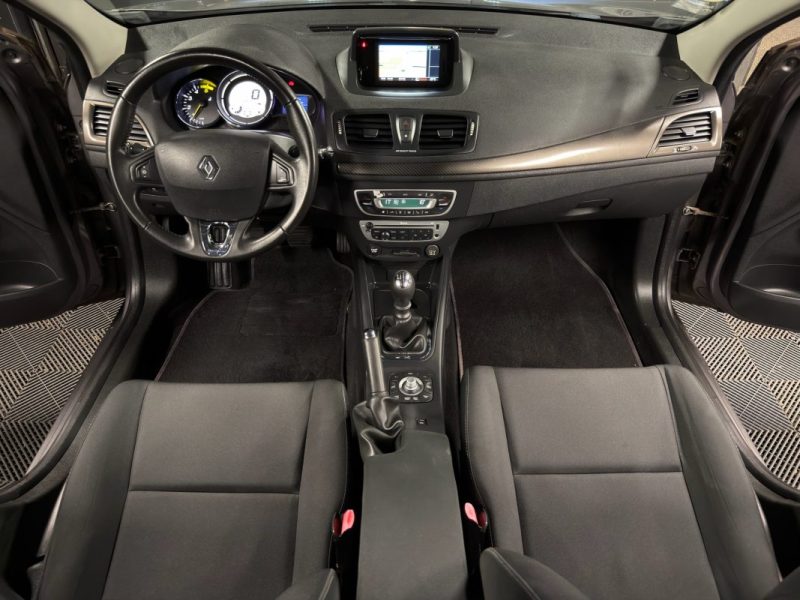 RENAULT MEGANE III PHASE (2) 1.5 DCI 110 Cv 1ERE MAIN / GPS TOMTOM BVM6 69 300 Kms - GARANTIE 1 AN