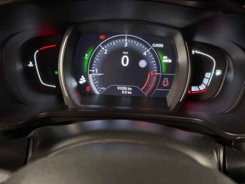 RENAULT KADJAR INTENS 1.6 DCI 130 Cv ECRAN TACTILE GPS / CAMERA RECUL BVM6 - GARANTIE 1 AN