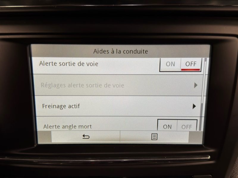 RENAULT KADJAR INTENS 1.6 DCI 130 Cv ECRAN TACTILE GPS / CAMERA RECUL BVM6 - GARANTIE 1 AN