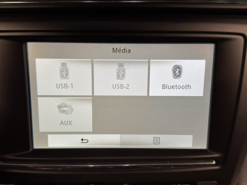 RENAULT KADJAR INTENS 1.6 DCI 130 Cv ECRAN TACTILE GPS / CAMERA RECUL BVM6 - GARANTIE 1 AN