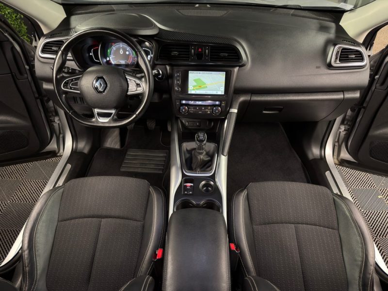 RENAULT KADJAR INTENS 1.6 DCI 130 Cv ECRAN TACTILE GPS / CAMERA RECUL BVM6 - GARANTIE 1 AN