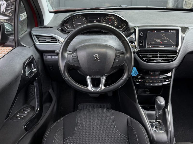 PEUGEOT 208 PHASE 2 ALLURE 1.2 TURBO 110 Cv BOITE AUTOMATIQUE / 11 800 Kms REEL - GARANTIE 1 AN