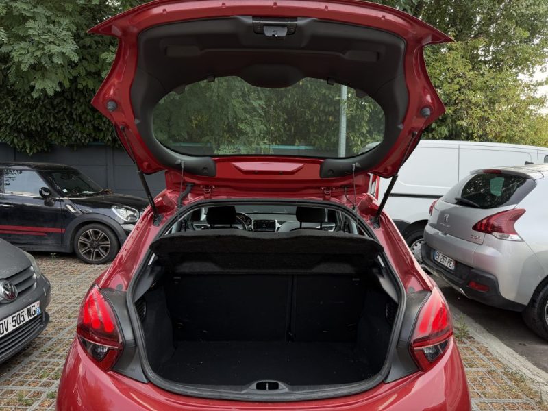 PEUGEOT 208 PHASE 2 ALLURE 1.2 TURBO 110 Cv BOITE AUTOMATIQUE / 11 800 Kms REEL - GARANTIE 1 AN