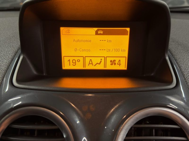 OPEL CORSA IV PHASE 2 COSMO 1.4 TURBO TWINPORT 120 TOIT OUVRANT ECRAN GPS 25 100 Kms - GARANTIE 1 AN