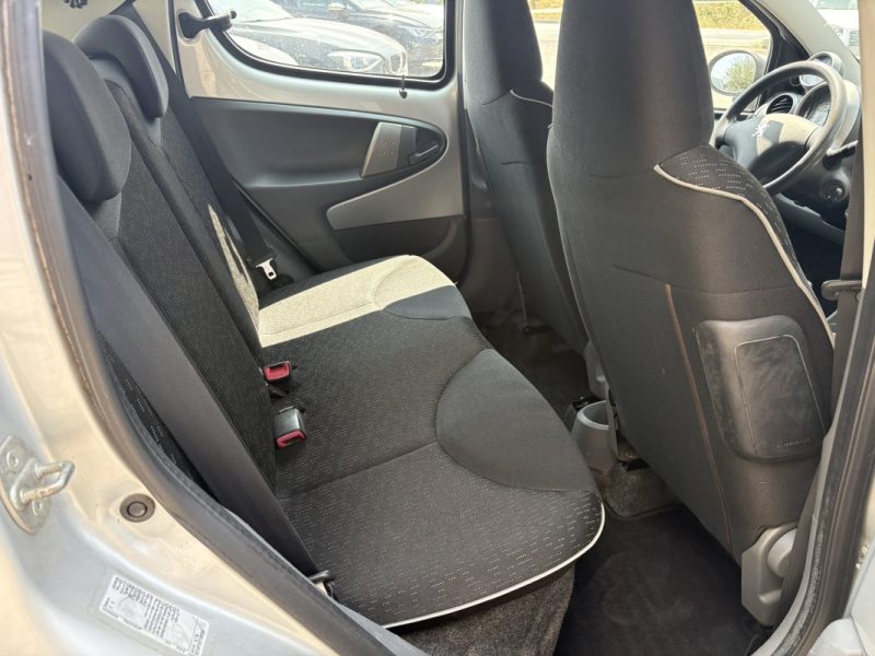 PEUGEOT 107 1.0E 12V TRENDY 2-TRONIC 2010