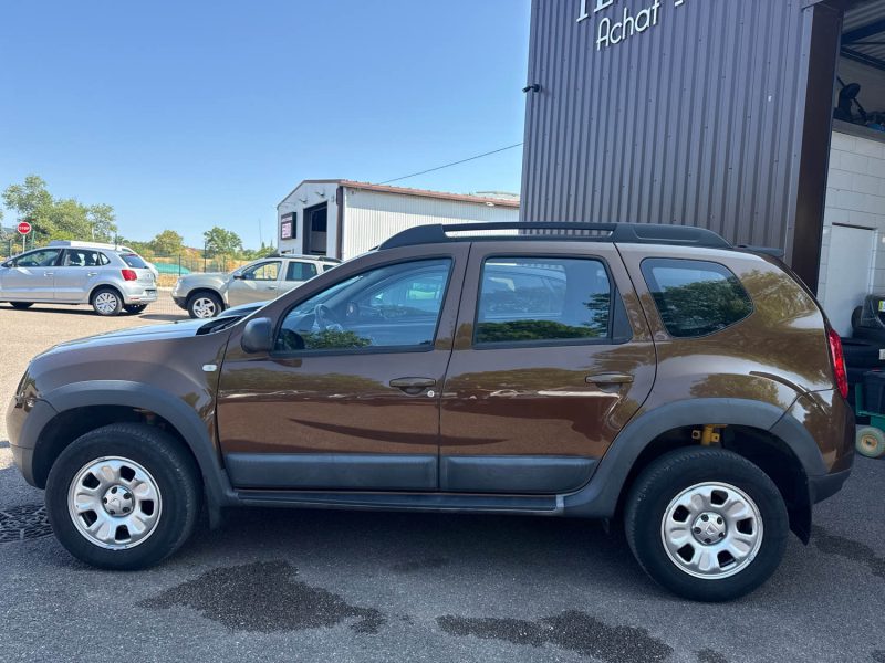 DACIA  DUSTER 1.5 DCI 110 LAUREATE 4X4 