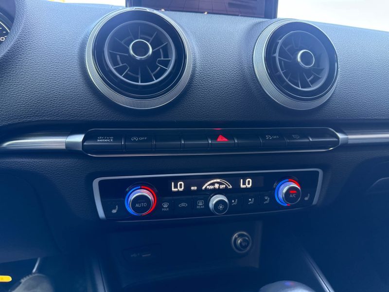 AUDI A3 2.0 TDI 150  S TRONIC DESIGN