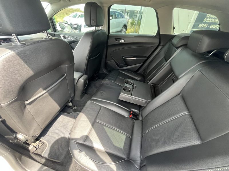 Opel Astra SportsTourer 2.0 CDTi 160ch Edition Cosmo 