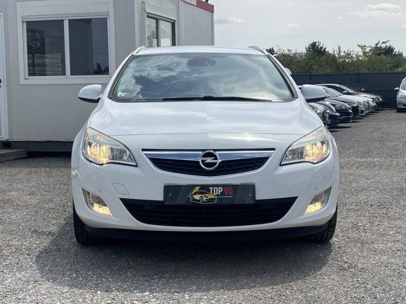 Opel Astra SportsTourer 2.0 CDTi 160ch Edition Cosmo 