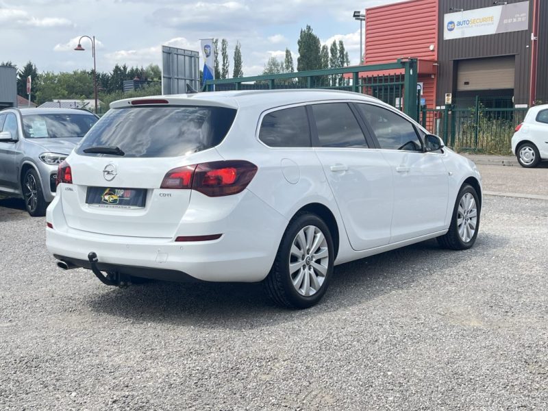 Opel Astra SportsTourer 2.0 CDTi 160ch Edition Cosmo 