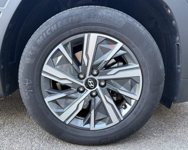 HYUNDAI TUCSON CREATIVE - 230ch  HYBRID - Entretien complet - Sièges chauffants - Garantie
