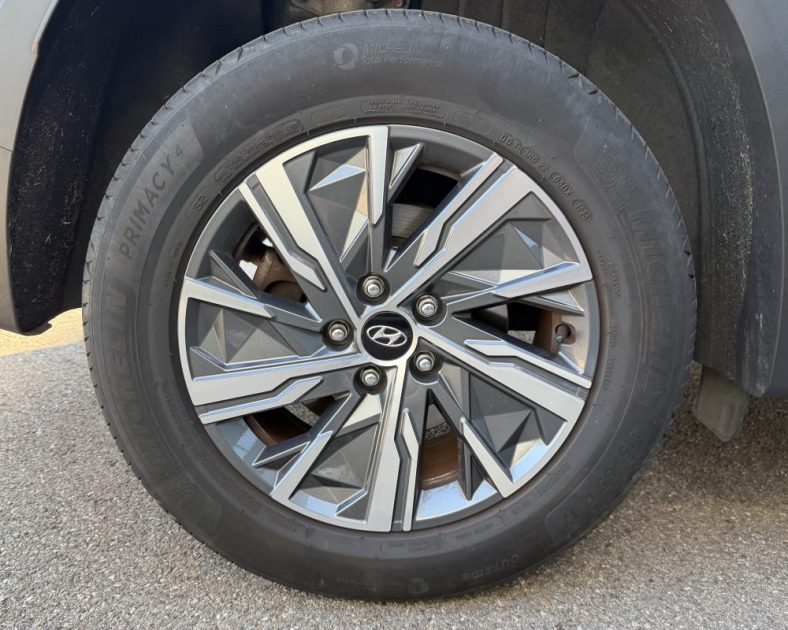 HYUNDAI TUCSON CREATIVE - 230ch  HYBRID - Entretien complet - Sièges chauffants - Garantie