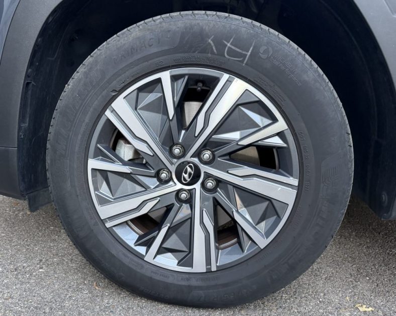 HYUNDAI TUCSON CREATIVE - 230ch  HYBRID - Entretien complet - Sièges chauffants - Garantie