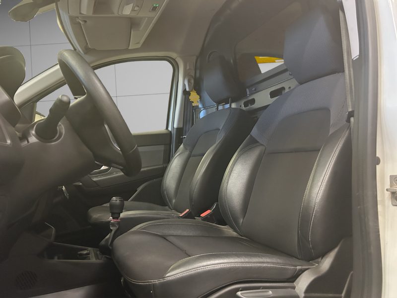 RENAULT EXPRESS *TVA RECUPERABLE* 1.5 BLUE DCI 95 ECO CONFORT 2023