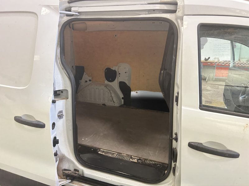 RENAULT EXPRESS *TVA RECUPERABLE* 1.5 BLUE DCI 95 ECO CONFORT 2023