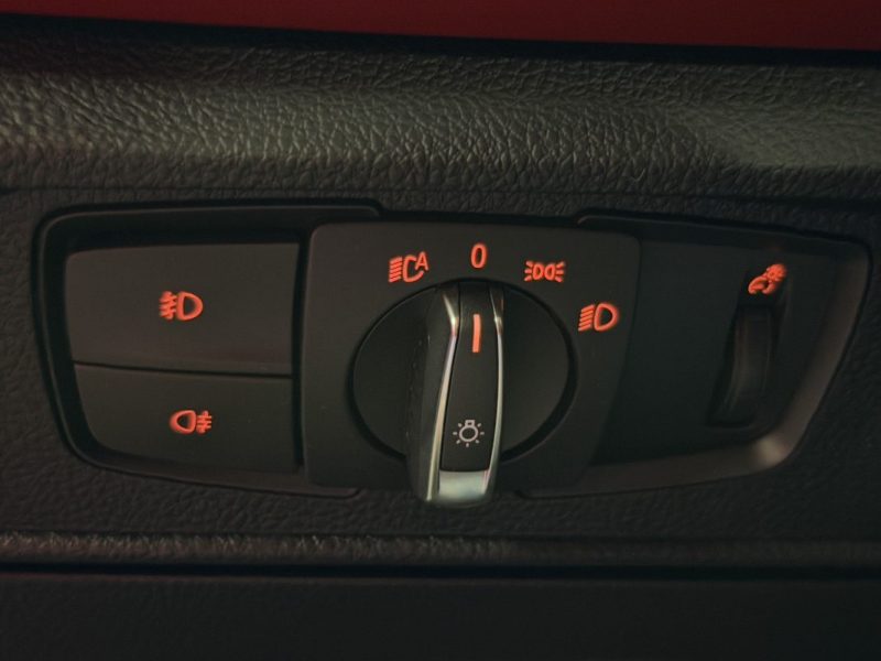 🟢 Bmw série 1 116 i 136 cv / Sport Edition / Cuir / Garantie / Multimédia / Bluetooth / Sièges Chau