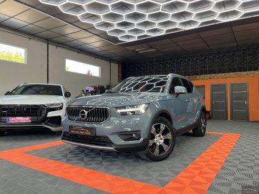 VOLVO XC40 D4 190CH AWD INSCRIPTION LUXE GEARTRONIC 8 TOIT OUVRANT - GARANTIE 12 - 60 MOIS