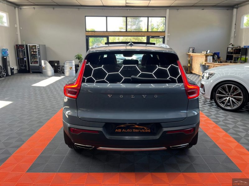 VOLVO XC40 D4 190CH AWD INSCRIPTION LUXE GEARTRONIC 8 TOIT OUVRANT - GARANTIE 12 - 60 MOIS