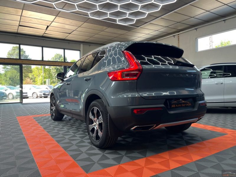 VOLVO XC40 D4 190CH AWD INSCRIPTION LUXE GEARTRONIC 8 TOIT OUVRANT - GARANTIE 12 - 60 MOIS