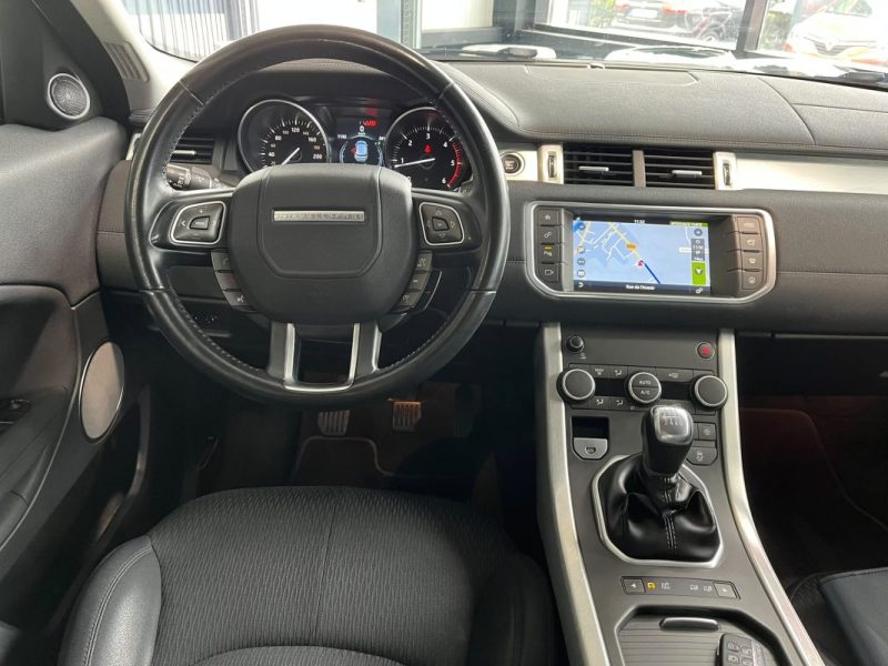 🚙 LAND ROVER Range Rover EVOQUE 2.0 TD4 150 🛞 4x4 📷 Caméra de recul 🔗 Attelage