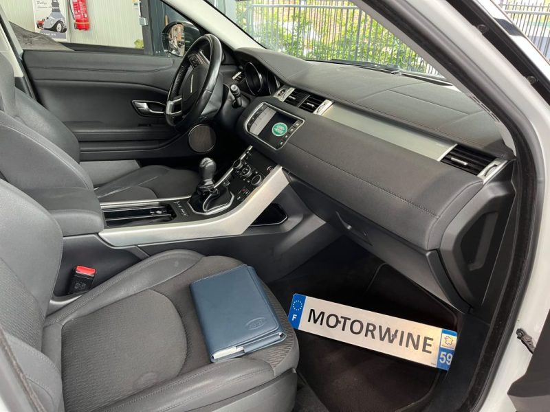 🚙 LAND ROVER Range Rover EVOQUE 2.0 TD4 150 🛞 4x4 📷 Caméra de recul 🔗 Attelage