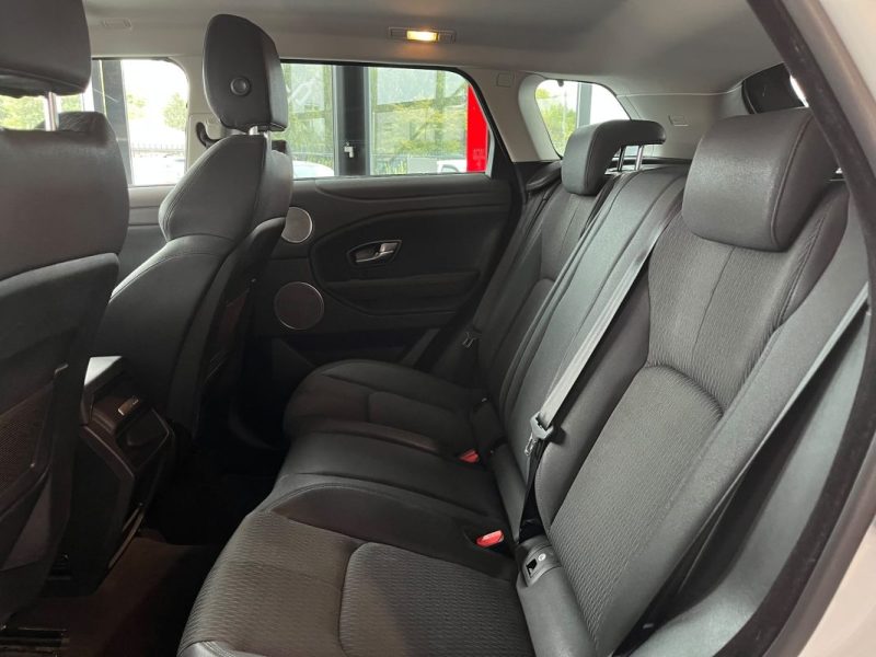 🚙 LAND ROVER Range Rover EVOQUE 2.0 TD4 150 🛞 4x4 📷 Caméra de recul 🔗 Attelage