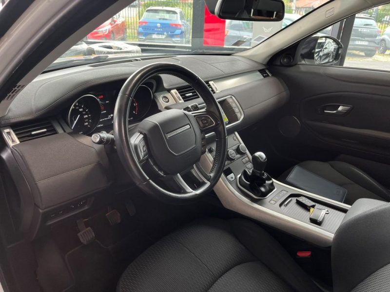 🚙 LAND ROVER Range Rover EVOQUE 2.0 TD4 150 🛞 4x4 📷 Caméra de recul 🔗 Attelage