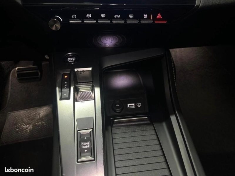 PEUGEOT 308 - 3 1.5 BLUEHDI 130CH EAT8 GT 2022
