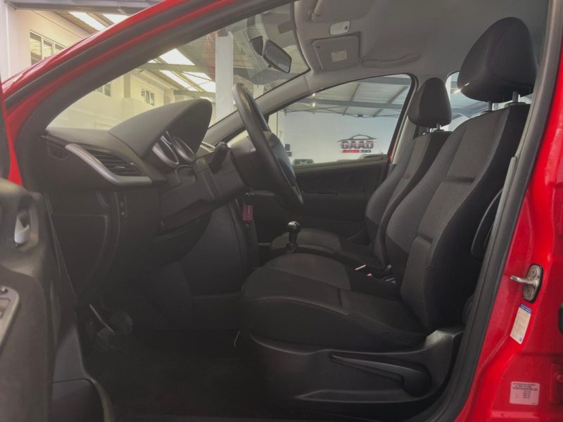 PEUGEOT 207 1.6 HDI 110CH