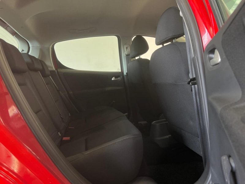 PEUGEOT 207 1.6 HDI 110CH