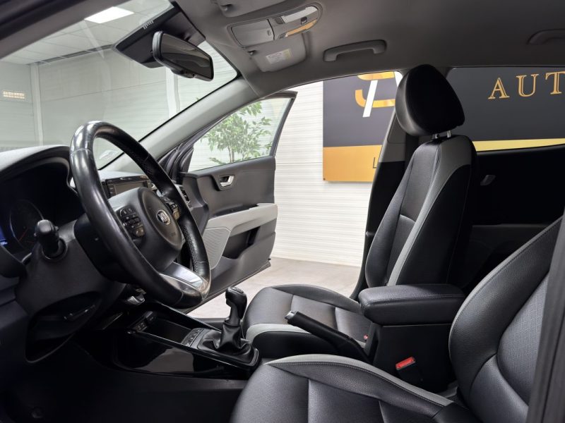 Kia Stonic 1.6 CRDi 110 - ISG Premium