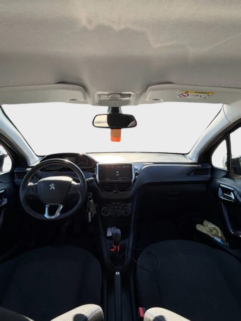 PEUGEOT 208 SIGNATURE 1.2 PURETECH 82 CH