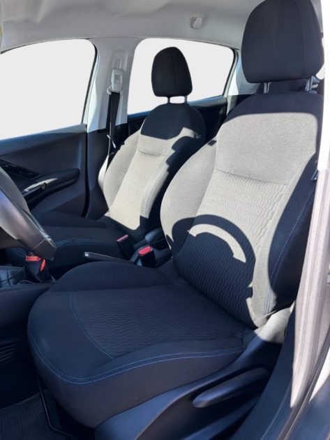 PEUGEOT 208 SIGNATURE 1.2 PURETECH 82 CH