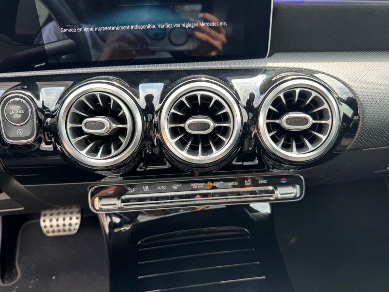 MERCEDES-BENZ Classe A 180d Pack-AMG 1.5 d 8V 7G-DCT 116 cv Boîte auto