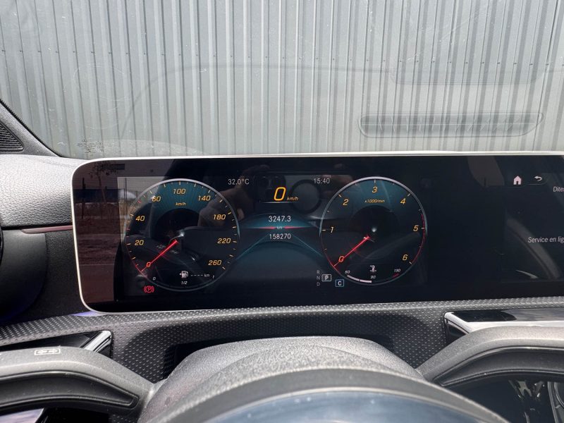 MERCEDES-BENZ Classe A 180d Pack-AMG 1.5 d 8V 7G-DCT 116 cv Boîte auto