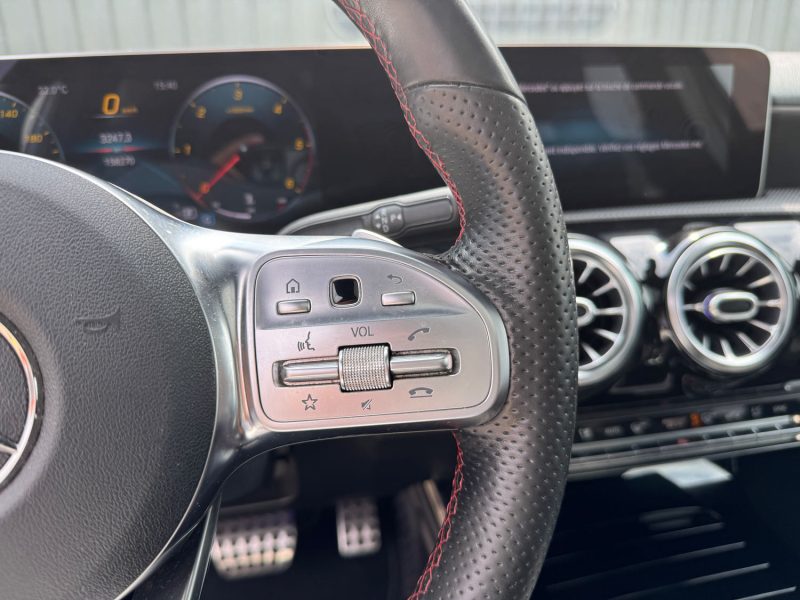 MERCEDES-BENZ Classe A 180d Pack-AMG 1.5 d 8V 7G-DCT 116 cv Boîte auto