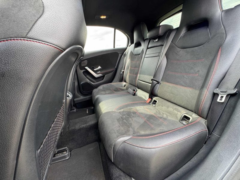 MERCEDES-BENZ Classe A 180d Pack-AMG 1.5 d 8V 7G-DCT 116 cv Boîte auto