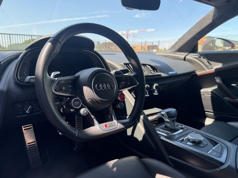 AUDI R8 II Coupé Plus 5.2 FSi V10 40V Quattro S-Tronic 610 cv Boîte auto / Pack Carbone 