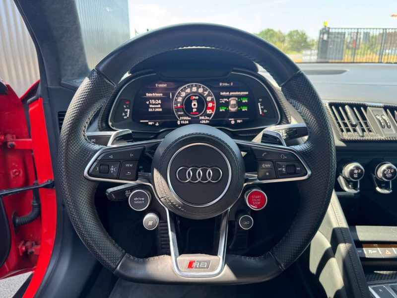 AUDI R8 II Coupé Plus 5.2 FSi V10 40V Quattro S-Tronic 610 cv Boîte auto / Pack Carbone 