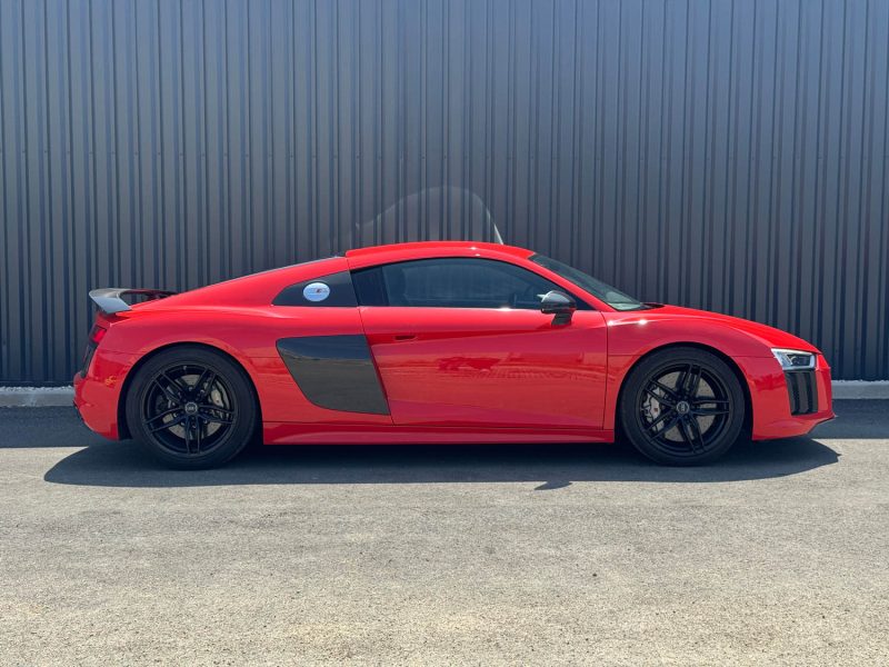 AUDI R8 II Coupé Plus 5.2 FSi V10 40V Quattro S-Tronic 610 cv Boîte auto / Pack Carbone 