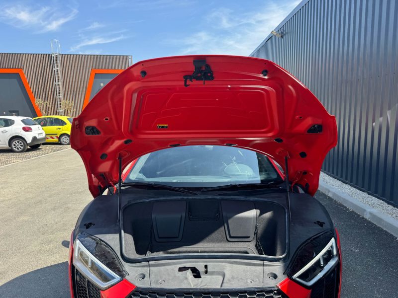 AUDI R8 II Coupé Plus 5.2 FSi V10 40V Quattro S-Tronic 610 cv Boîte auto / Pack Carbone 