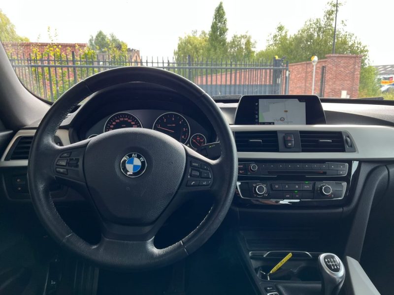 🚗 B.M.W. SÉRIE 3 GT 320D 190 Ch 🌞 Toit ouvrant  📡 Radar de recul ❄️ Climatisation